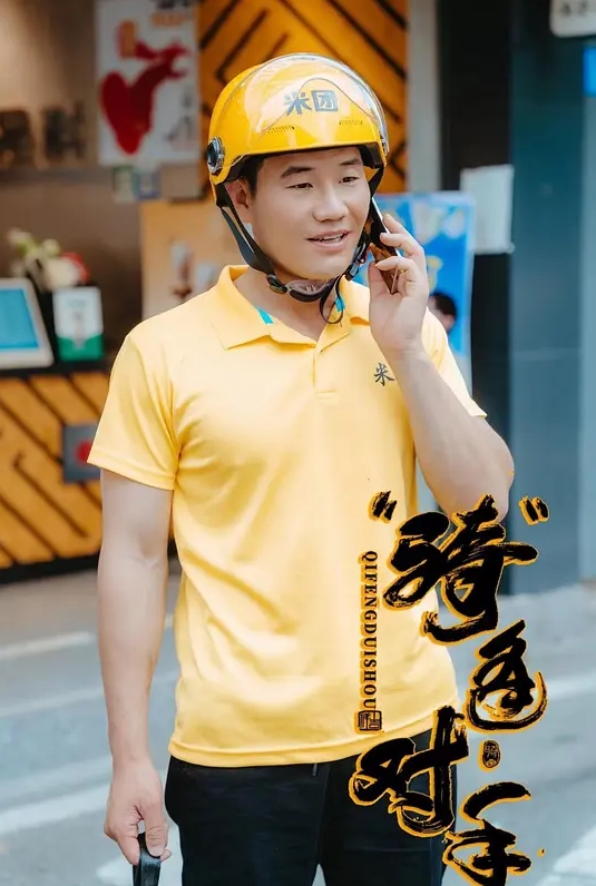 良家小少妇露脸穿上性感的黑丝跟大哥激情啪啪性爱口交大鸡巴让大哥吃奶舔逼道具插压在身下无套爆草浪叫 - 秒播